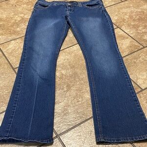Twenty one Black 9/10R Denim Low Rise Flare Jeans in Classic Blue